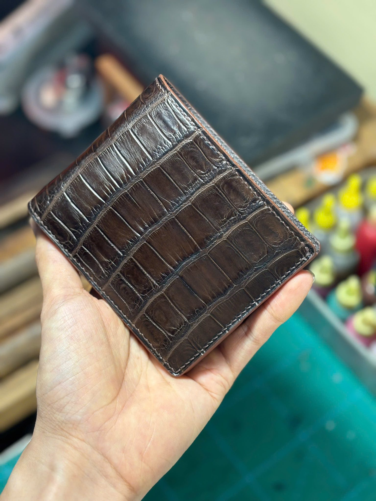 Brown Alligator Bifold Wallet For Men