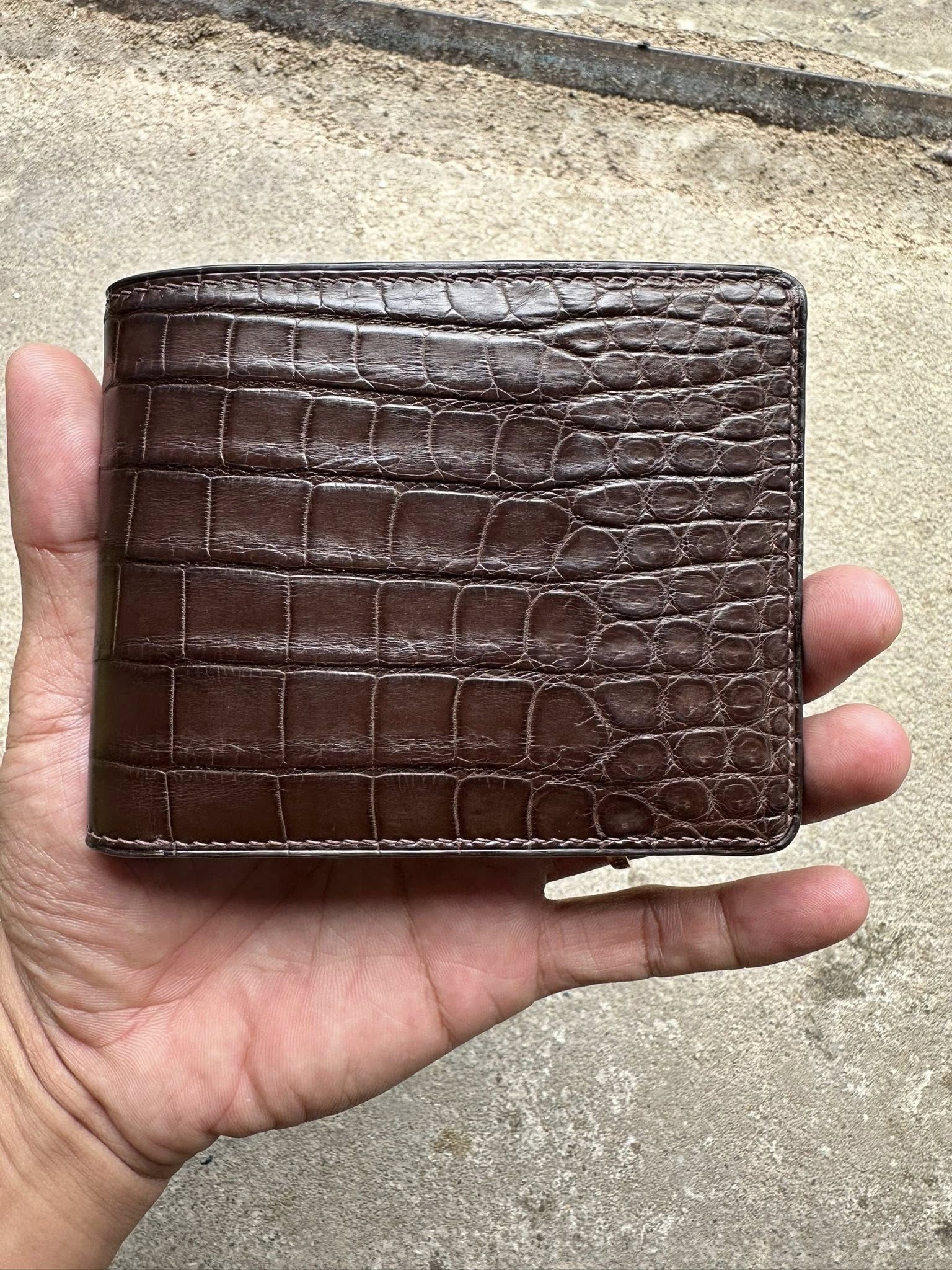 Brown Alligator Leather Bifold Wallet For Men