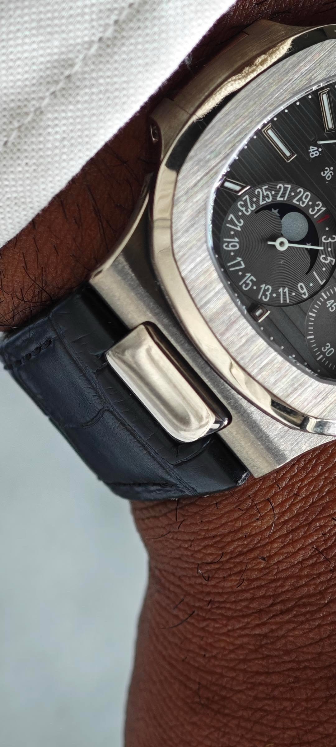 Custom Red Alligator Pattern for 5712G - Z.M