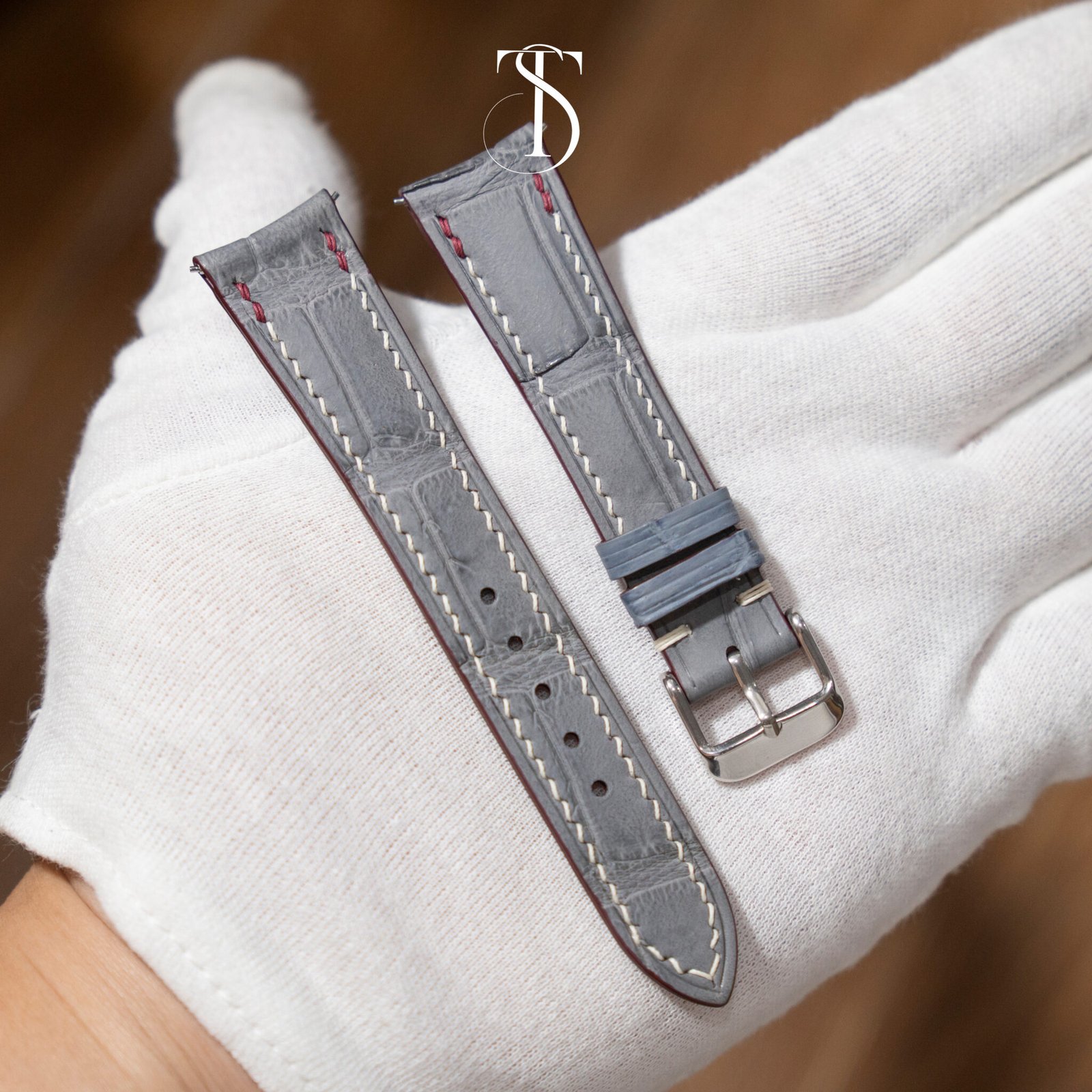 Light Grey Alligator Strap 1
