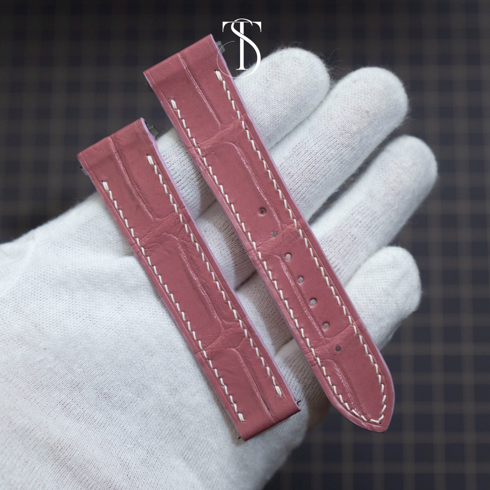 Pink Alligator Santos Strap