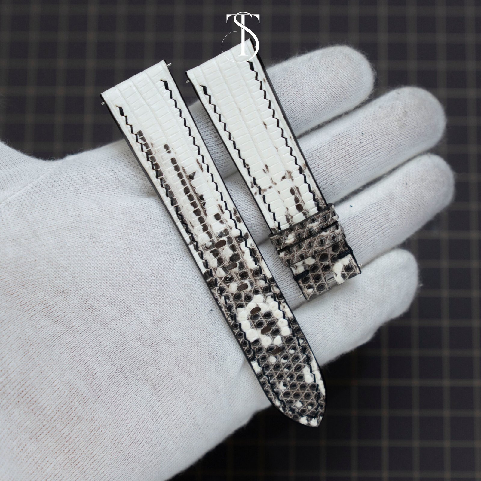 Lizard Strap