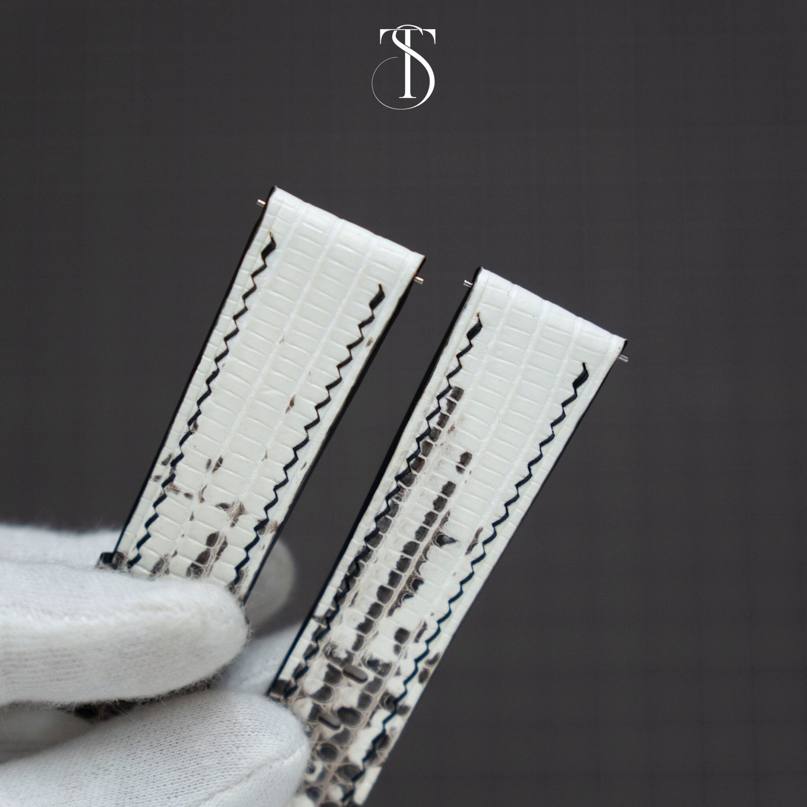 White Black Lizard Strap 2