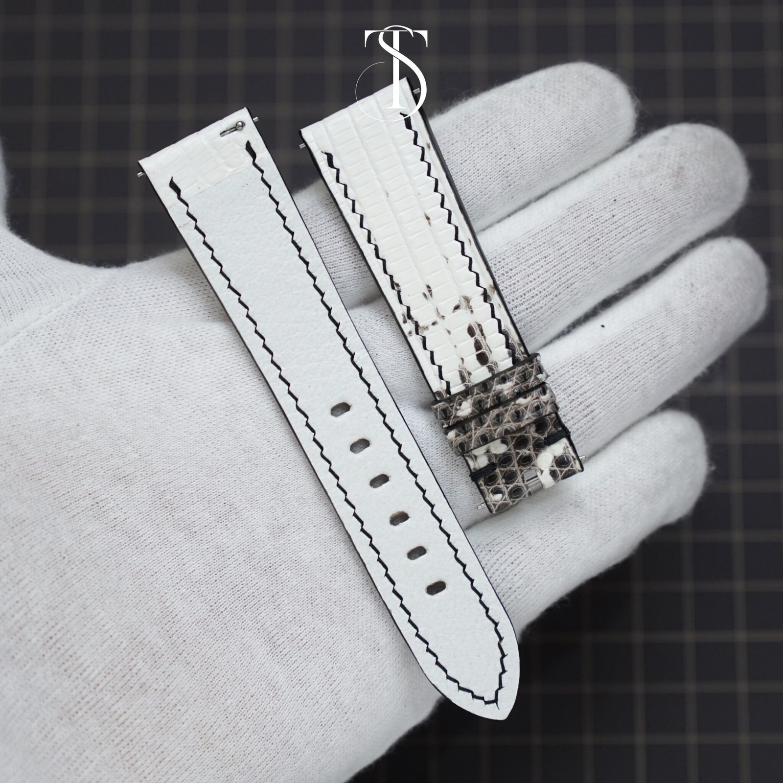 White Black Lizard Strap 5