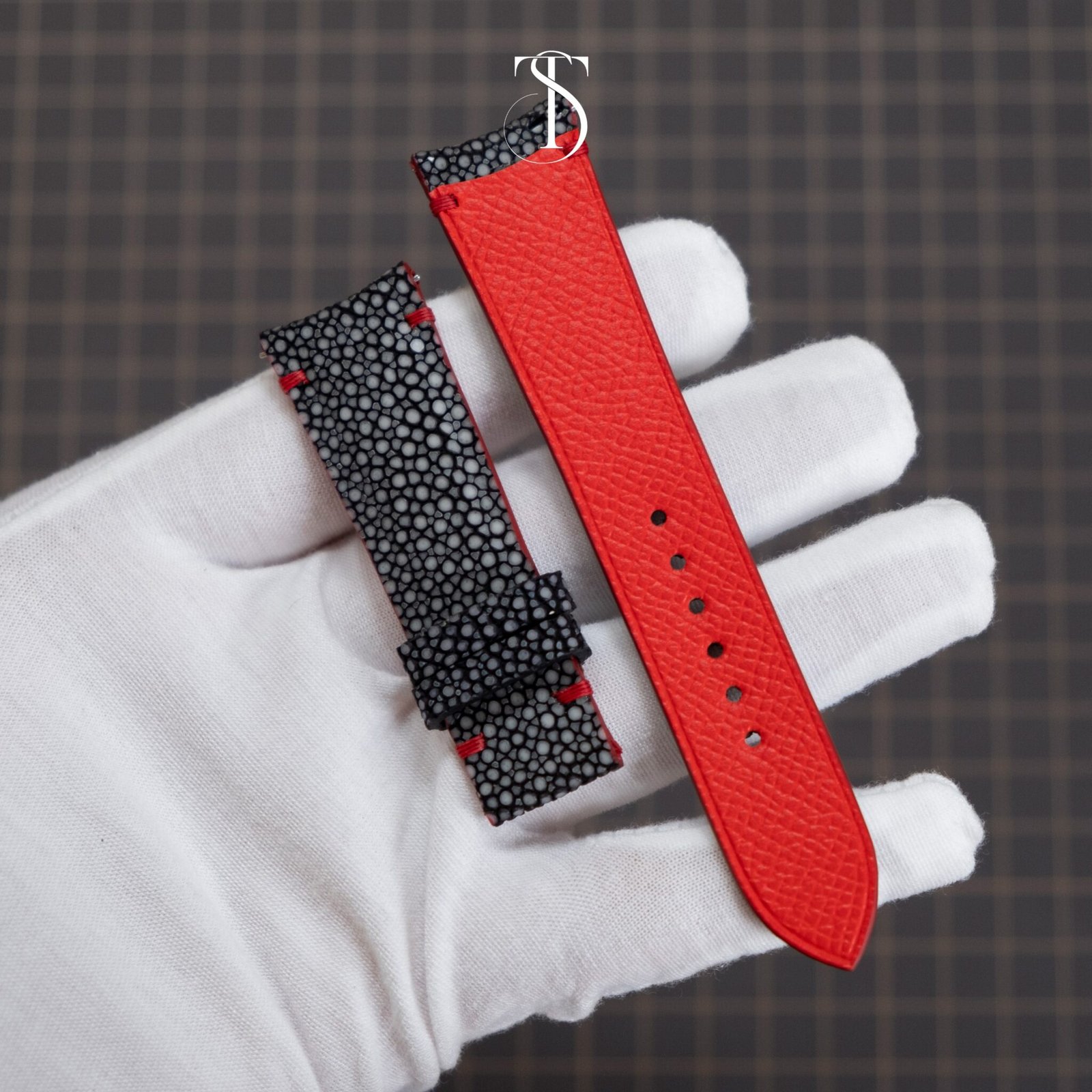 Black Stingray Strap With Red Accents for MAD 2 RED 3