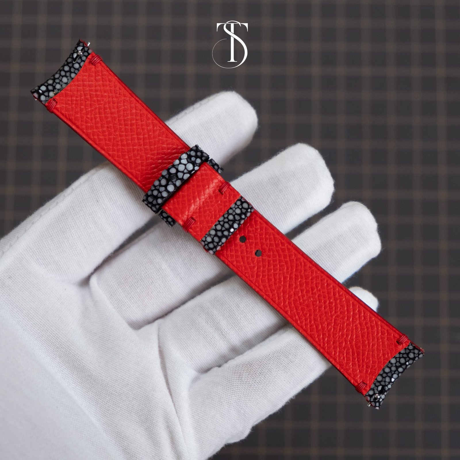 Black Stingray Strap With Red Accents for MAD 2 RED - Image 6
