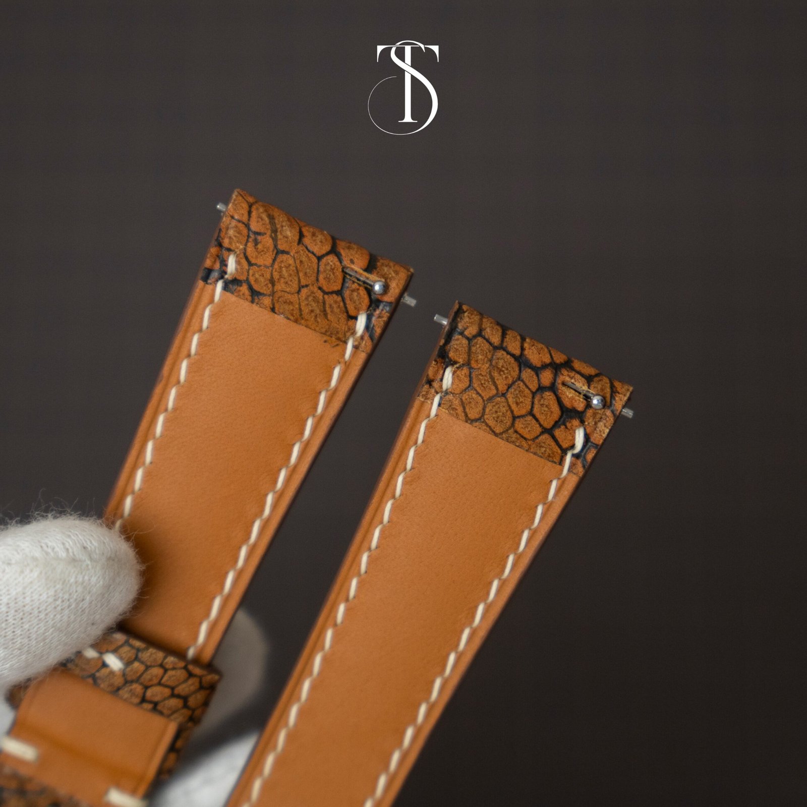 Metal Rusted Nubuck Ostrich Strap - Image 3