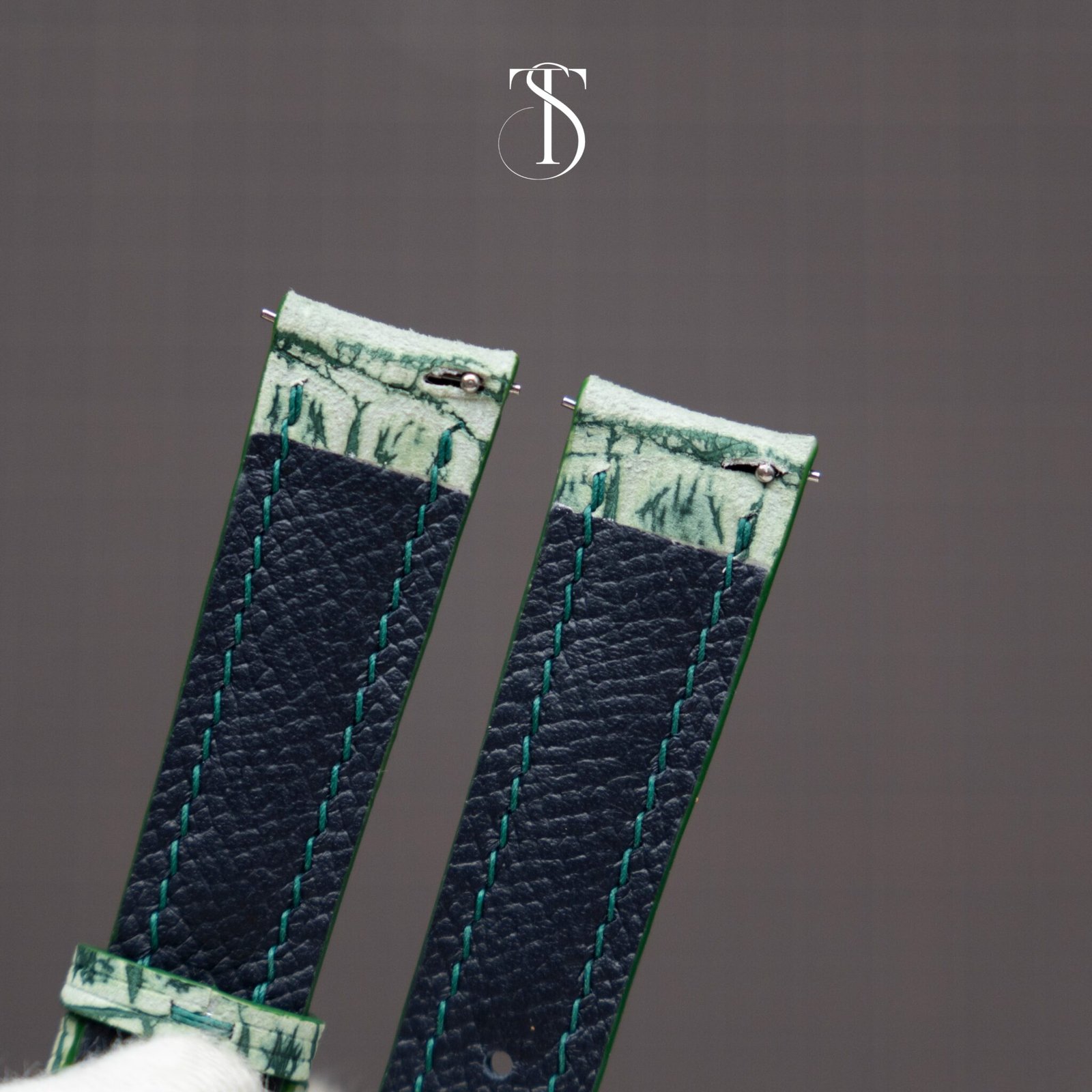 Pistachio Nubuck Alligator Strap 5