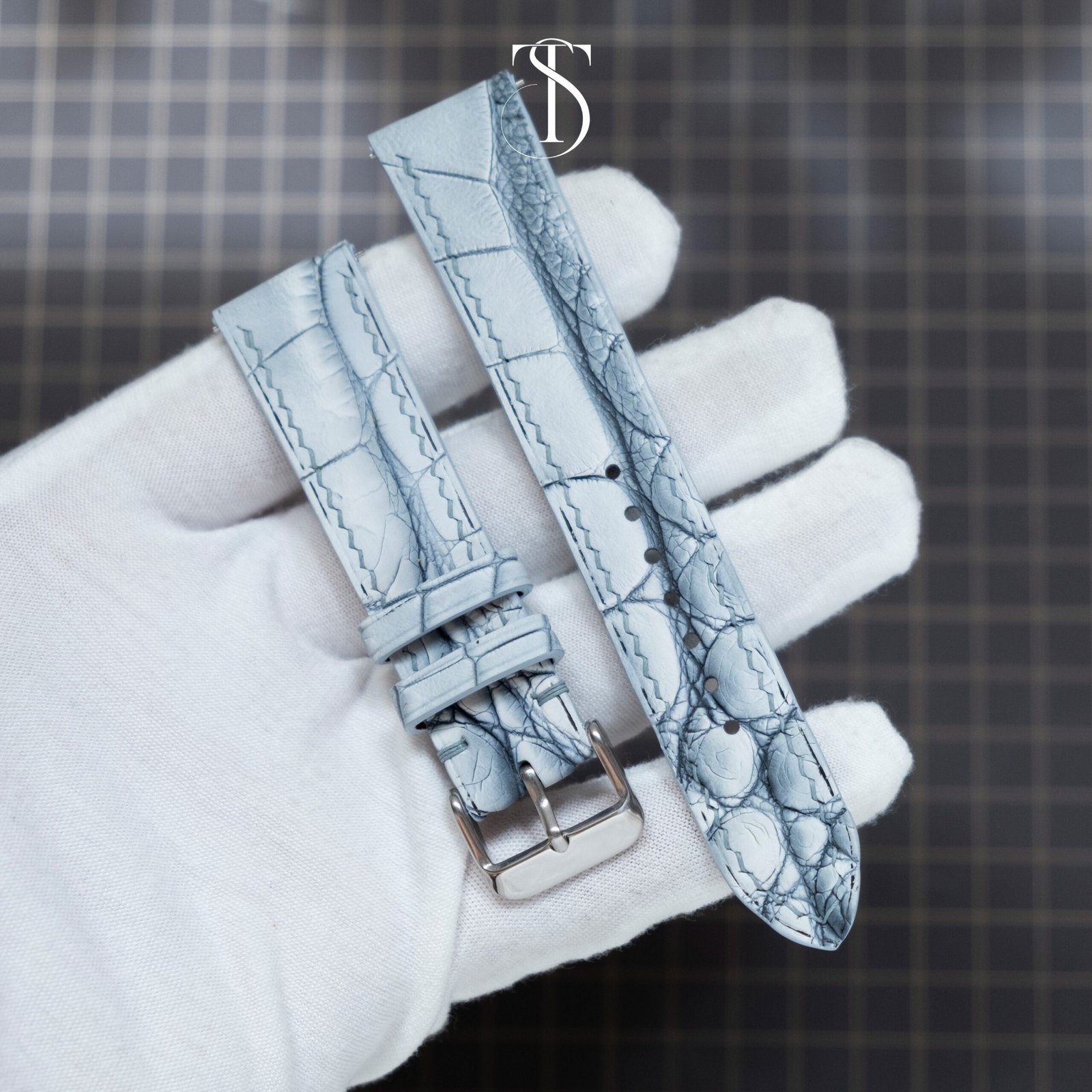 White Frost Alligator Strap Special Effect